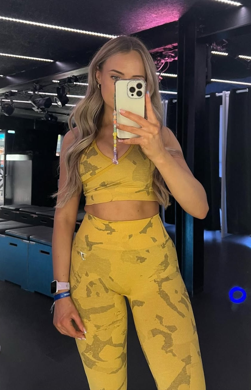 Gymshark Adapt Camo tamprės Geltonos