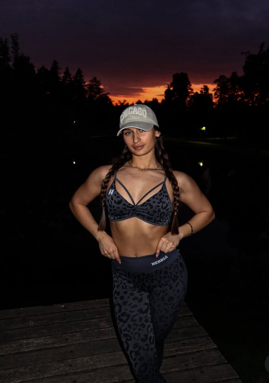 NEBBIA Leopard Primal Formuojančios Push Up Tamprės, juodos