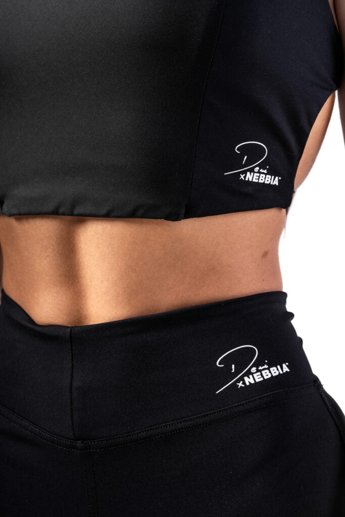 NEBBIA Deni x NEBBIA Crop top palaidinė, Juoda