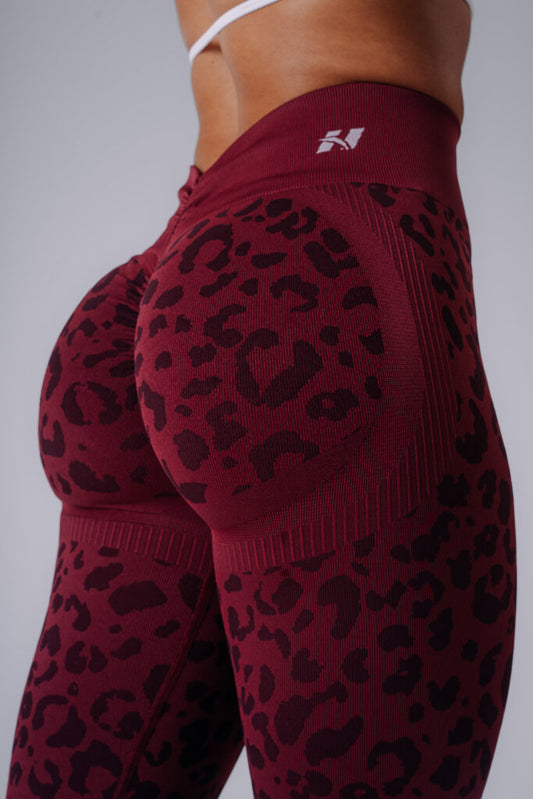 NEBBIA Leopard Primal Formuojančios Push Up Tamprės, Bordo