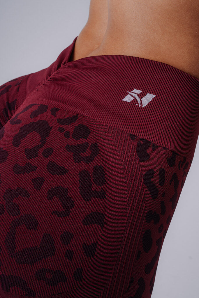 NEBBIA Leopard Primal Formuojančios Push Up Tamprės, Bordo