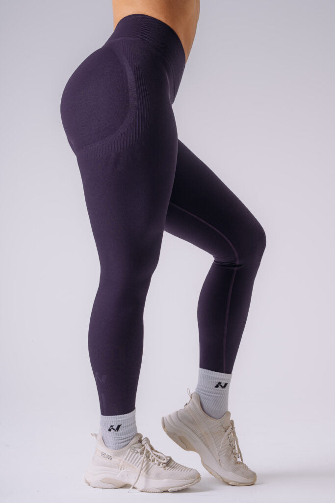 NEBBIA Power Push Up tamprės aukštu liemeniu, Violetinės