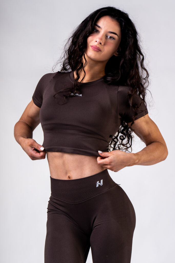 NEBBIA Top POWER Crop Top Palaidinė trumpomis rankovėmis, Ruda
