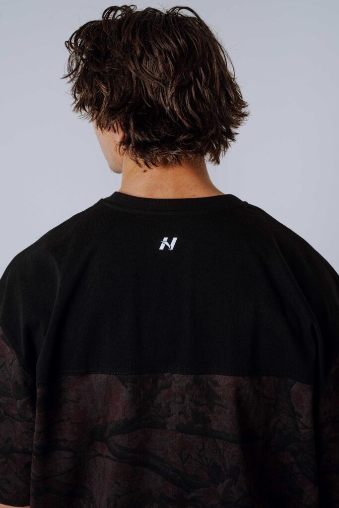NEBBIA Oversized Tee POWER 89 marškinėliai, tamsiai rudi camo