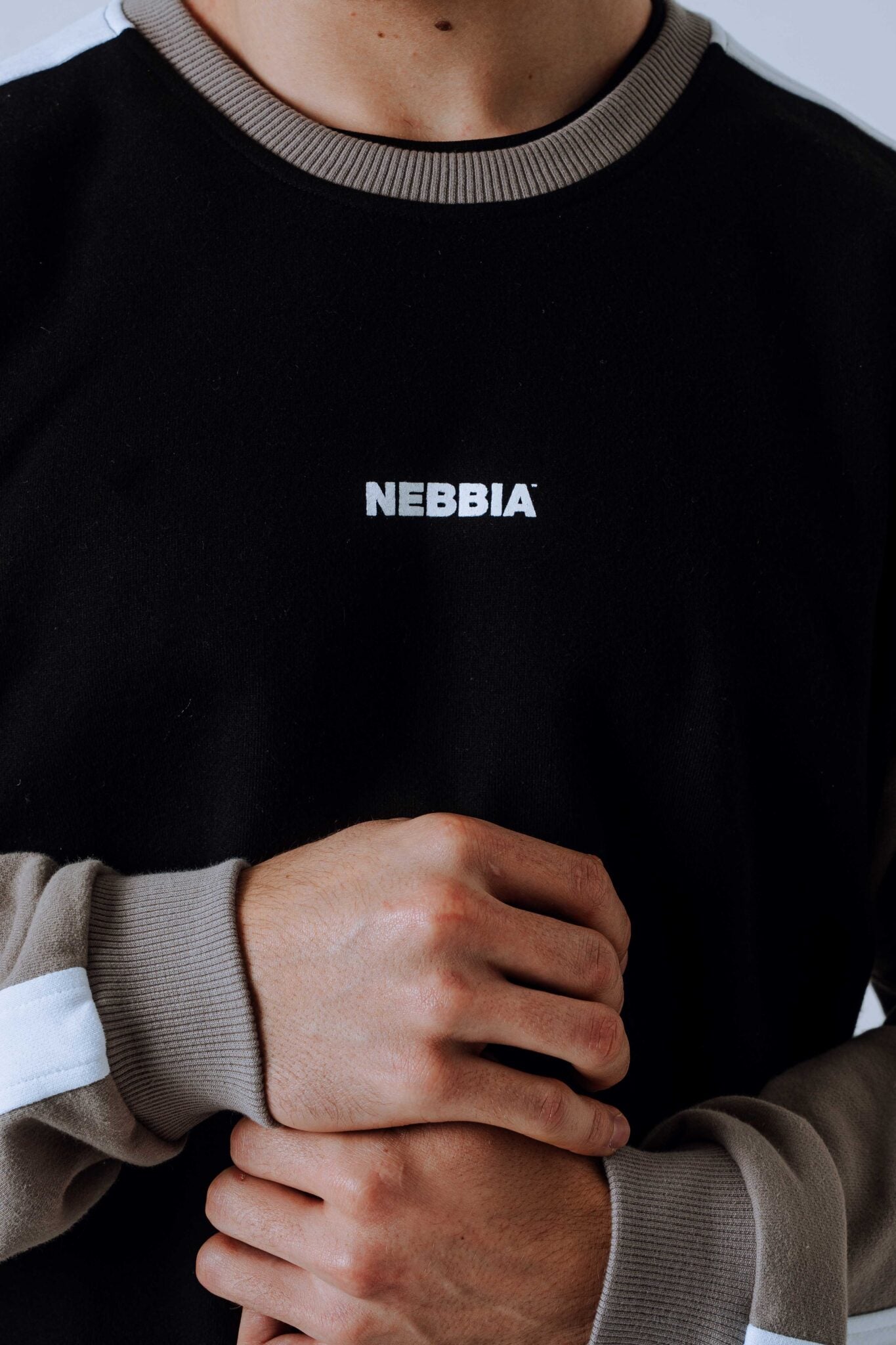 NEBBIA Power Relaxed vyriškas džemperis, rusvas