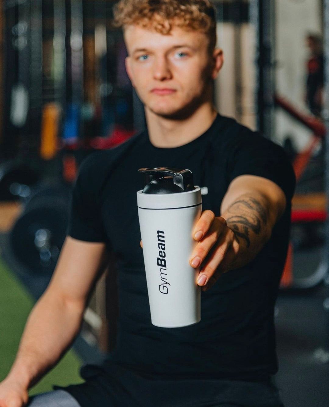 Gymbeam plieninė plaktuvė 750 ml balta