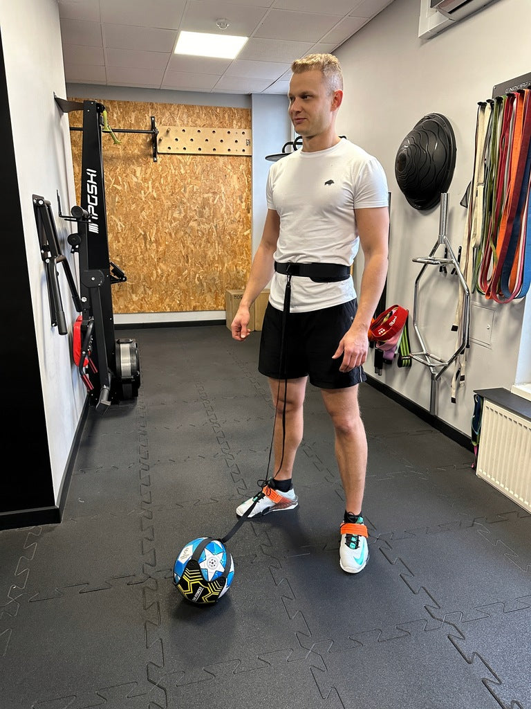 Futbolo treniruočių rinkinys JSM FITNESS® – treniruoklio diržas su guma futbolo technikos lavinimui