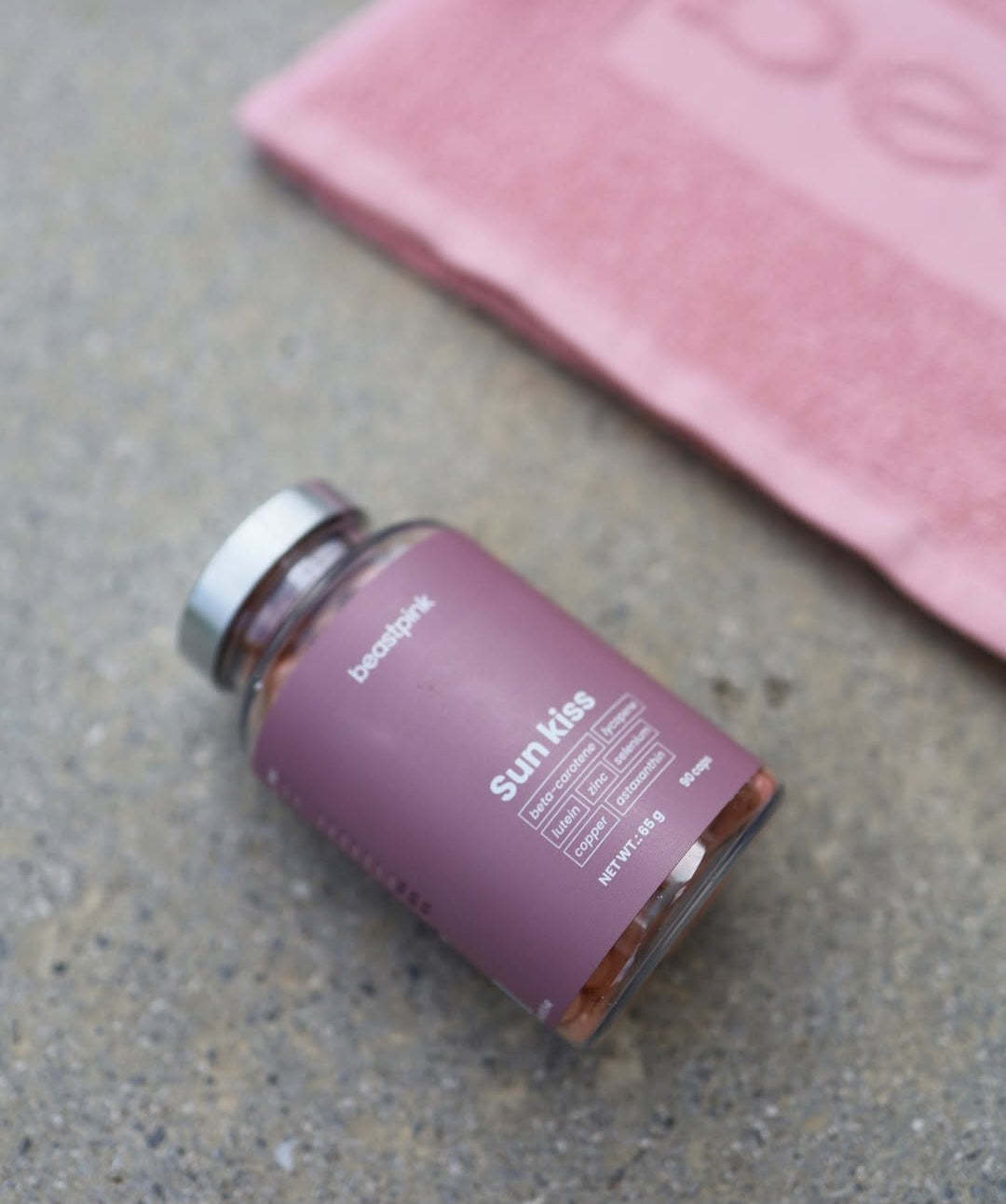 Sun Kiss TAN SKIN HAIR maisto papildas įdegiui - BeastPink 90 kaps