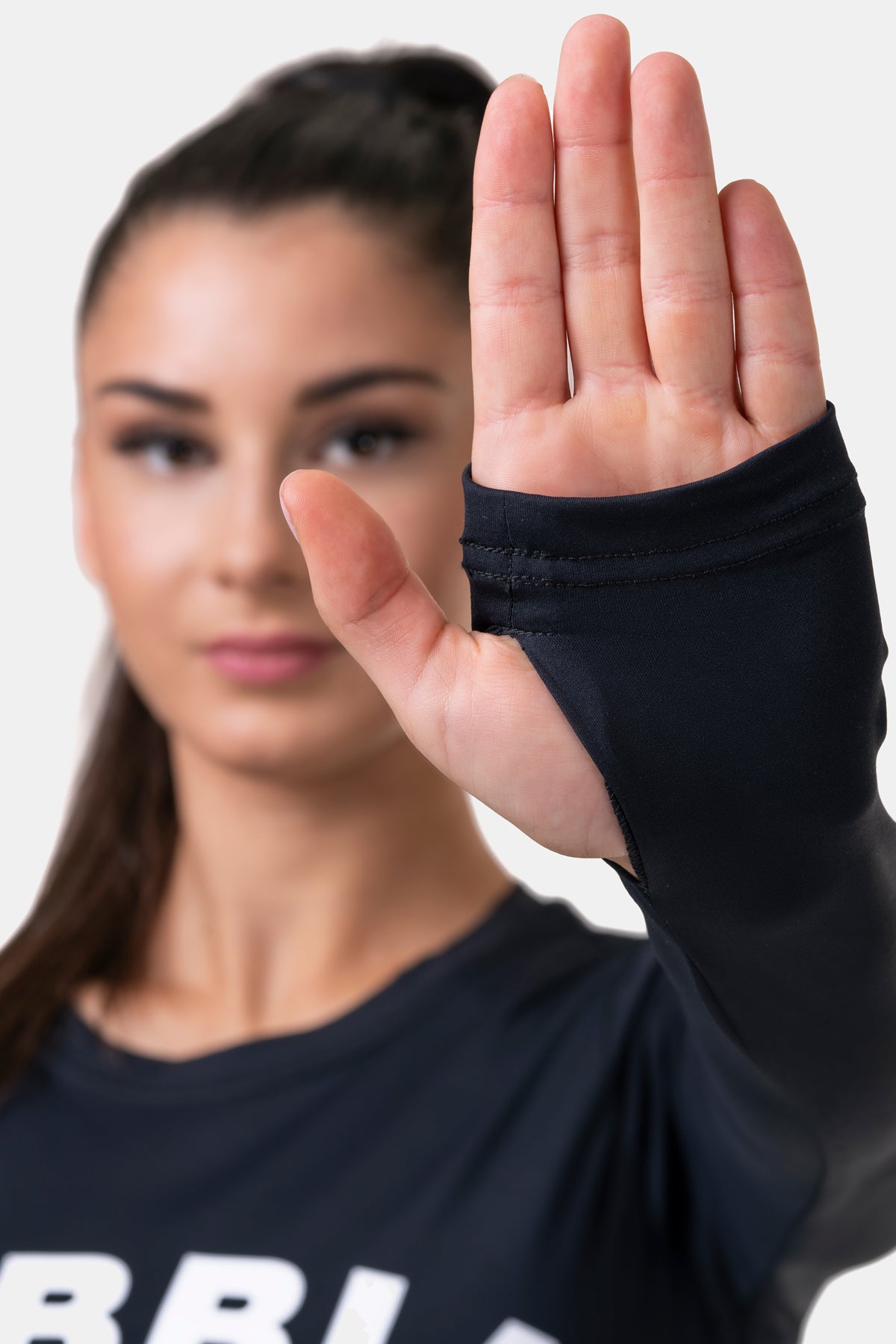 NEBBIA Thumbhole Crop Top Palaidinė