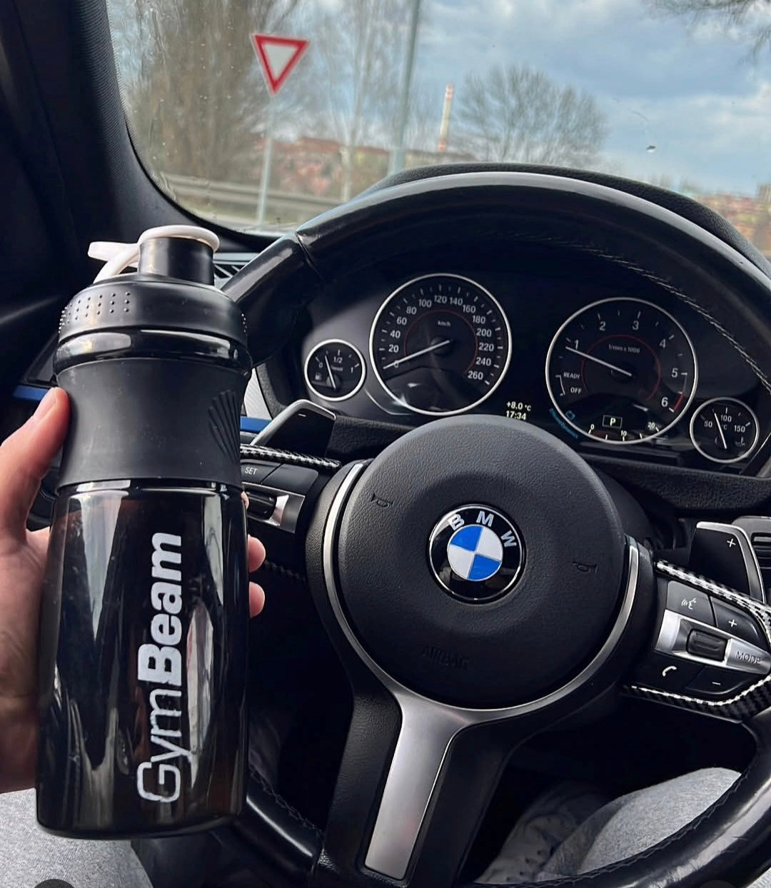 GymBeam plaktuvė Sportmixer Black White 760ml