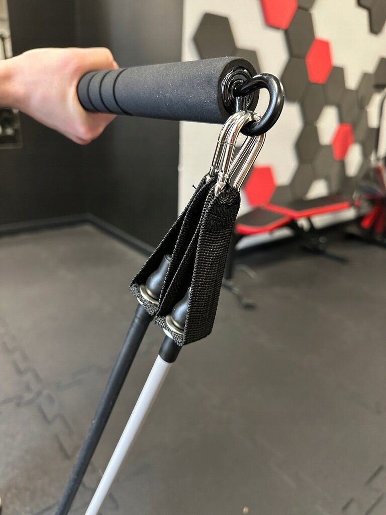 MuscleForge® prisitraukimo strypas su pasipriešinimo juostomis